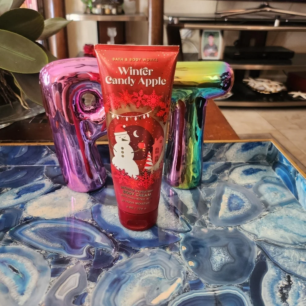 Bath & Body Works Bath and Body Works Winter Candy Apple Ultra Shea Body